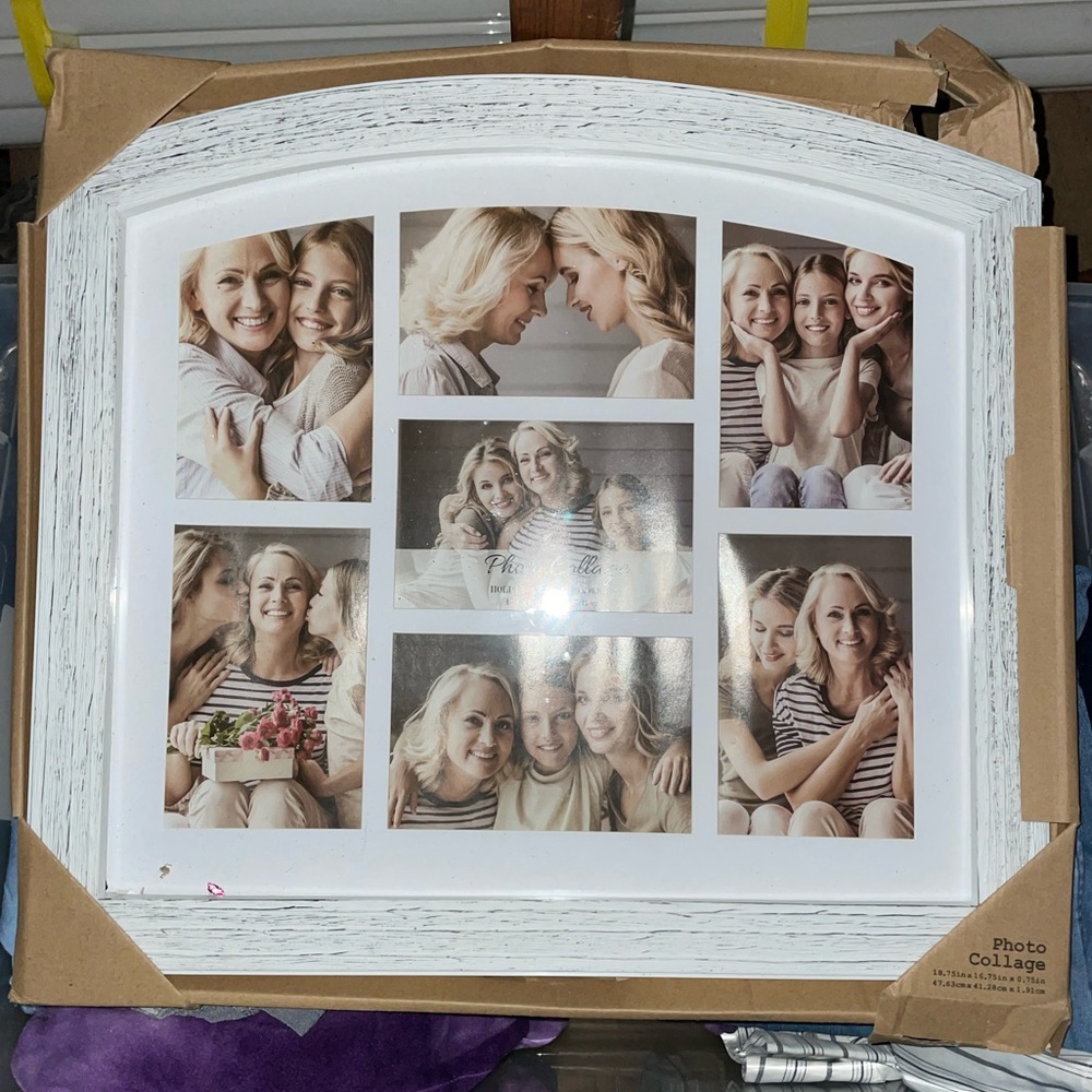 Family picture frame